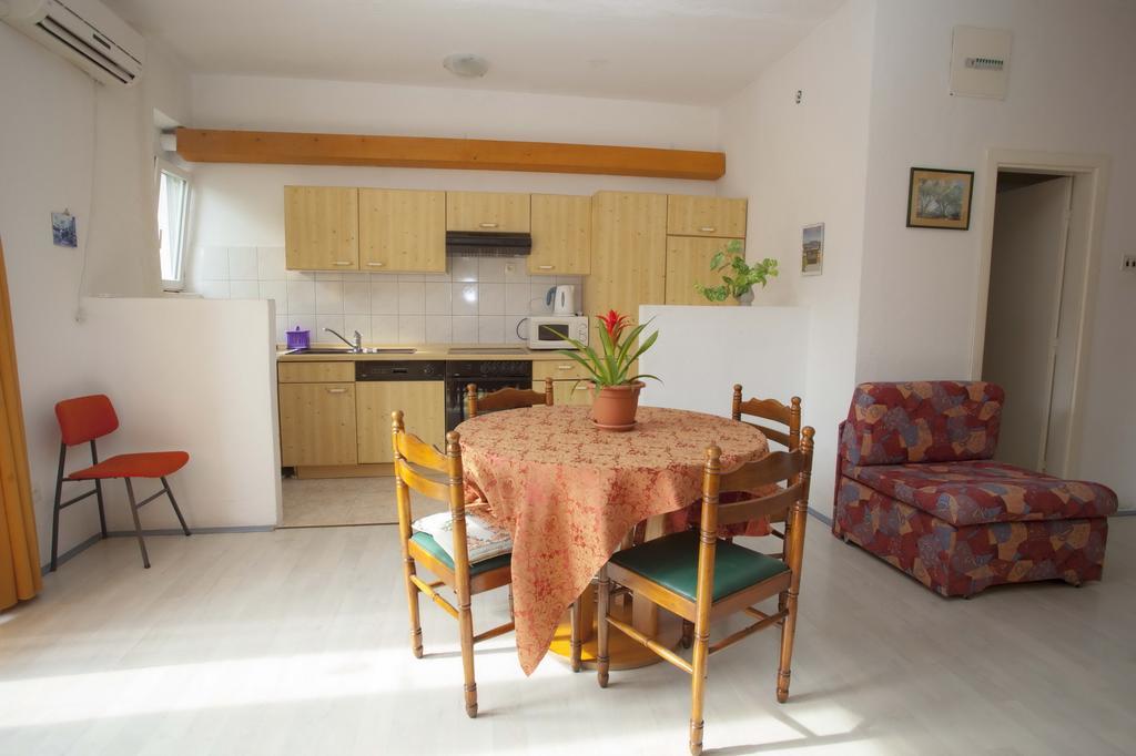 Apartments Dino Makarska Kültér fotó